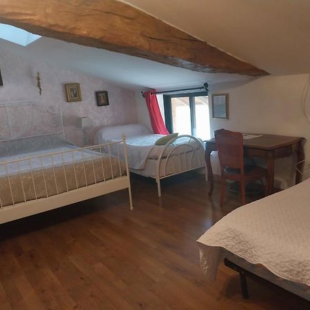 La Providence Hotel Illiat Buitenkant foto