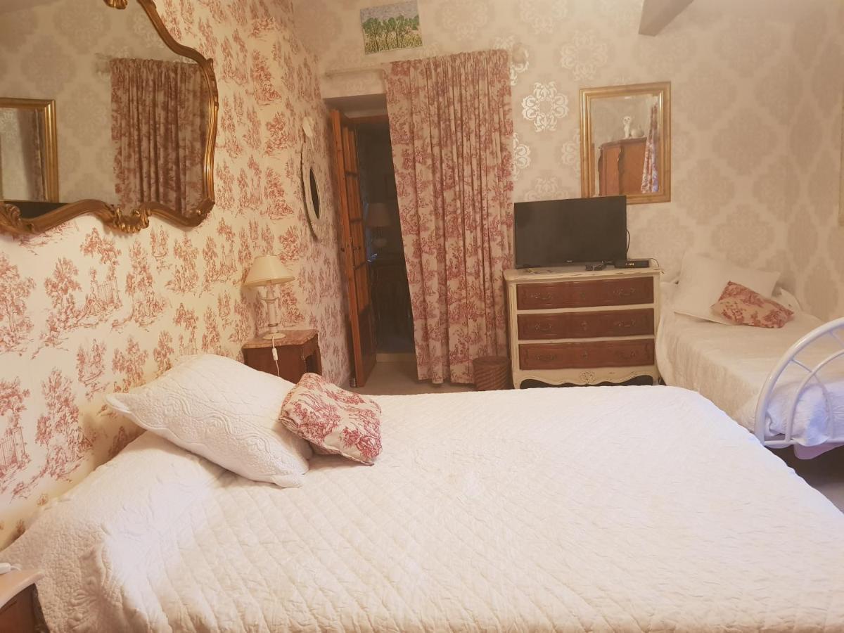 La Providence Hotel Illiat Buitenkant foto