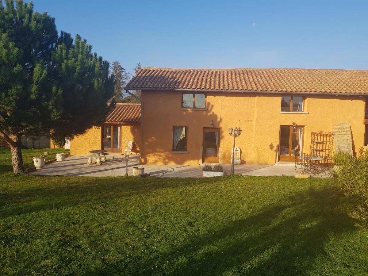 La Providence Hotel Illiat Buitenkant foto
