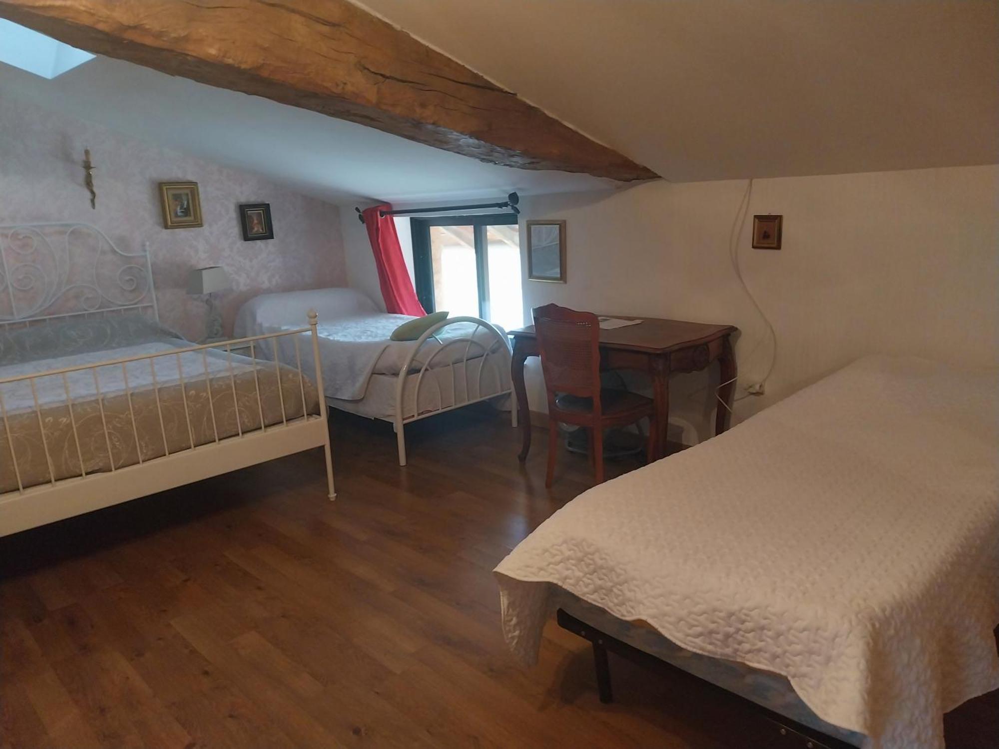 La Providence Hotel Illiat Buitenkant foto